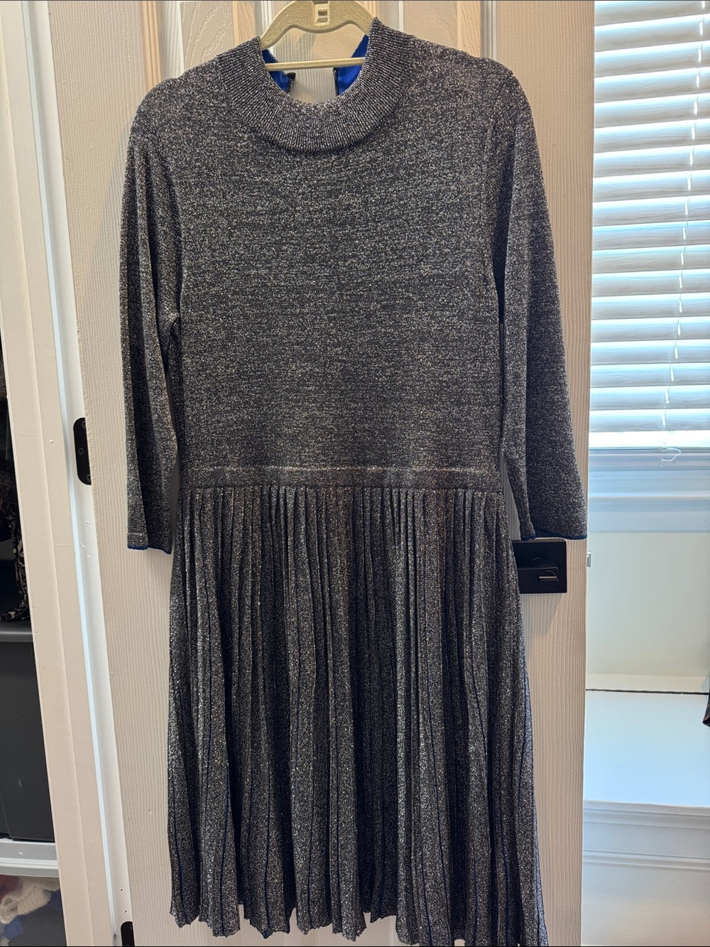 Ted Baker sz 10 Metallic Pleated Dress